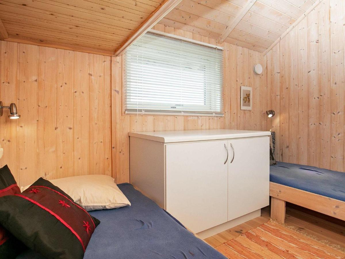 Three-Bedroom Holiday Home In Hojslev 4 Bøstrup Εξωτερικό φωτογραφία